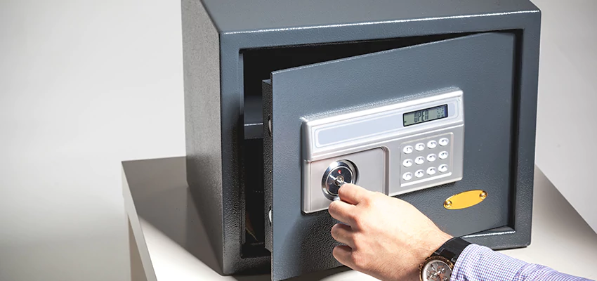 Jewelry Safe Unlocking Service in Oakland, California