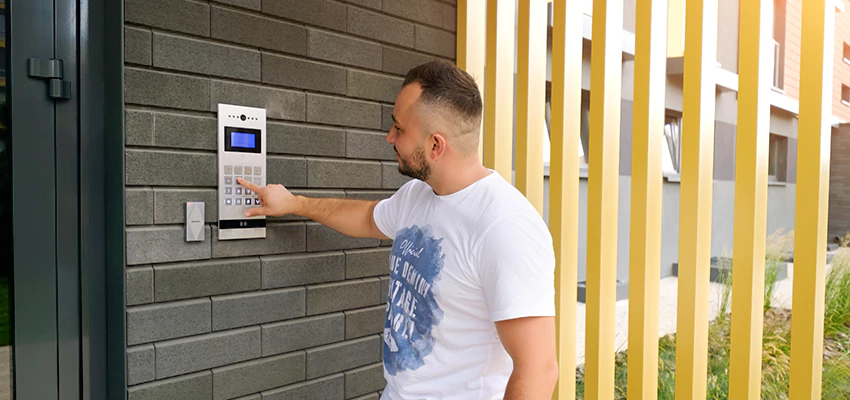 Locksmith Company For Smart Lock System Installation in Oakland, California